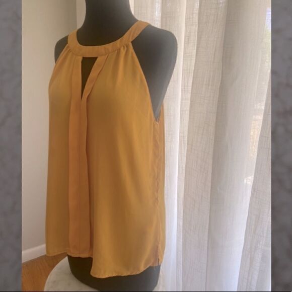 Milk & Honey tank top Blouse - Picture 9 of 15